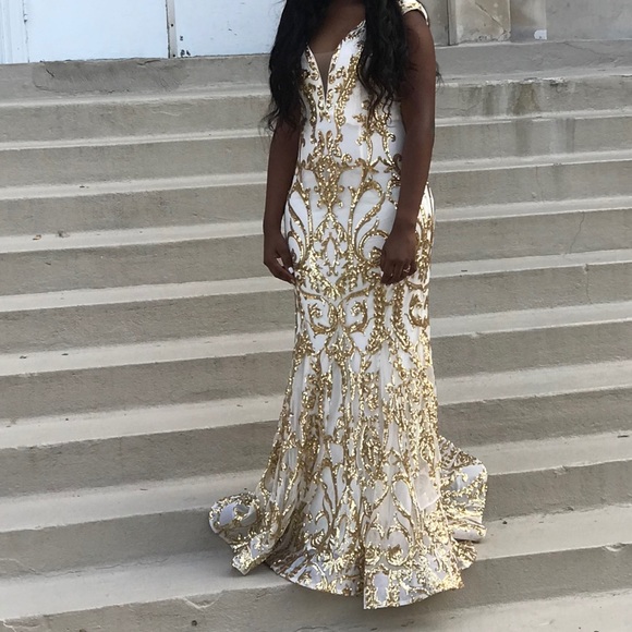 Dresses & Skirts - Homecoming dress